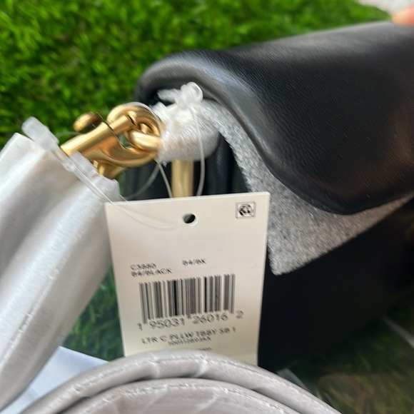 NWT Coach Pillow Tabby 18 Nappa Leather in black - Picture 4 of 12